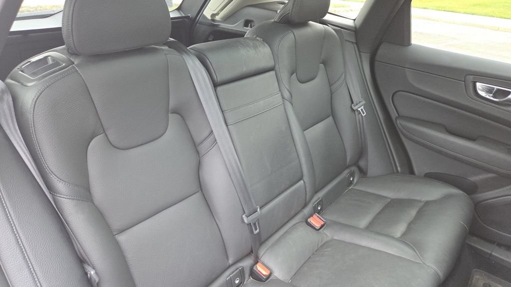 Used 2020 Volvo XC60 T5 Inscription AWD/4WD image 13