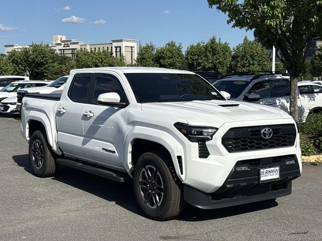 Used 2024 Toyota Tacoma TRD Sport w/ TRD Sport Upgrade Package AWD/4WD video 1