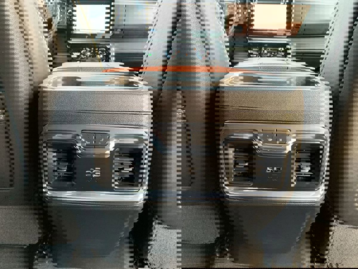 Used 2023 GMC Sierra 1500 Denali Ultimate image 37