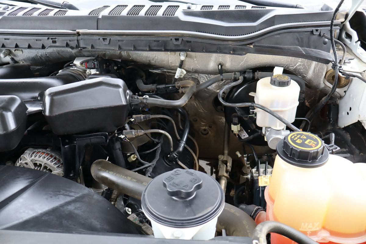 Used 2018 Ford F250 XL w/ Power Equipment Group AWD/4WD image 39