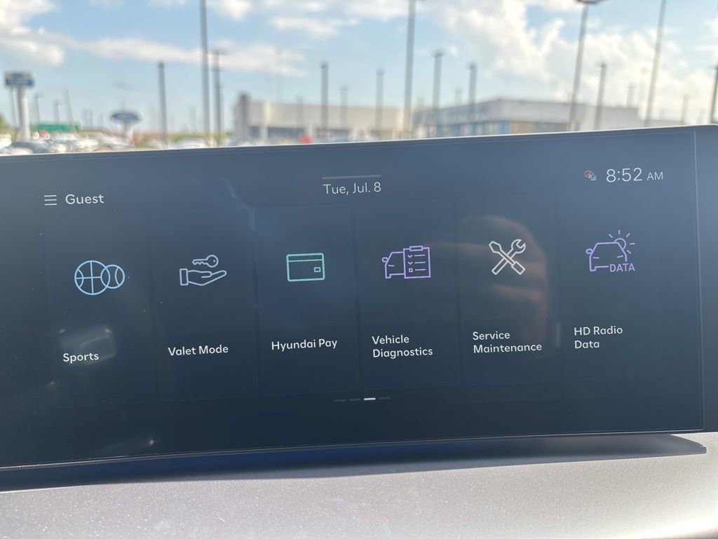 New 2026 Hyundai Ioniq 9 Limited image 18