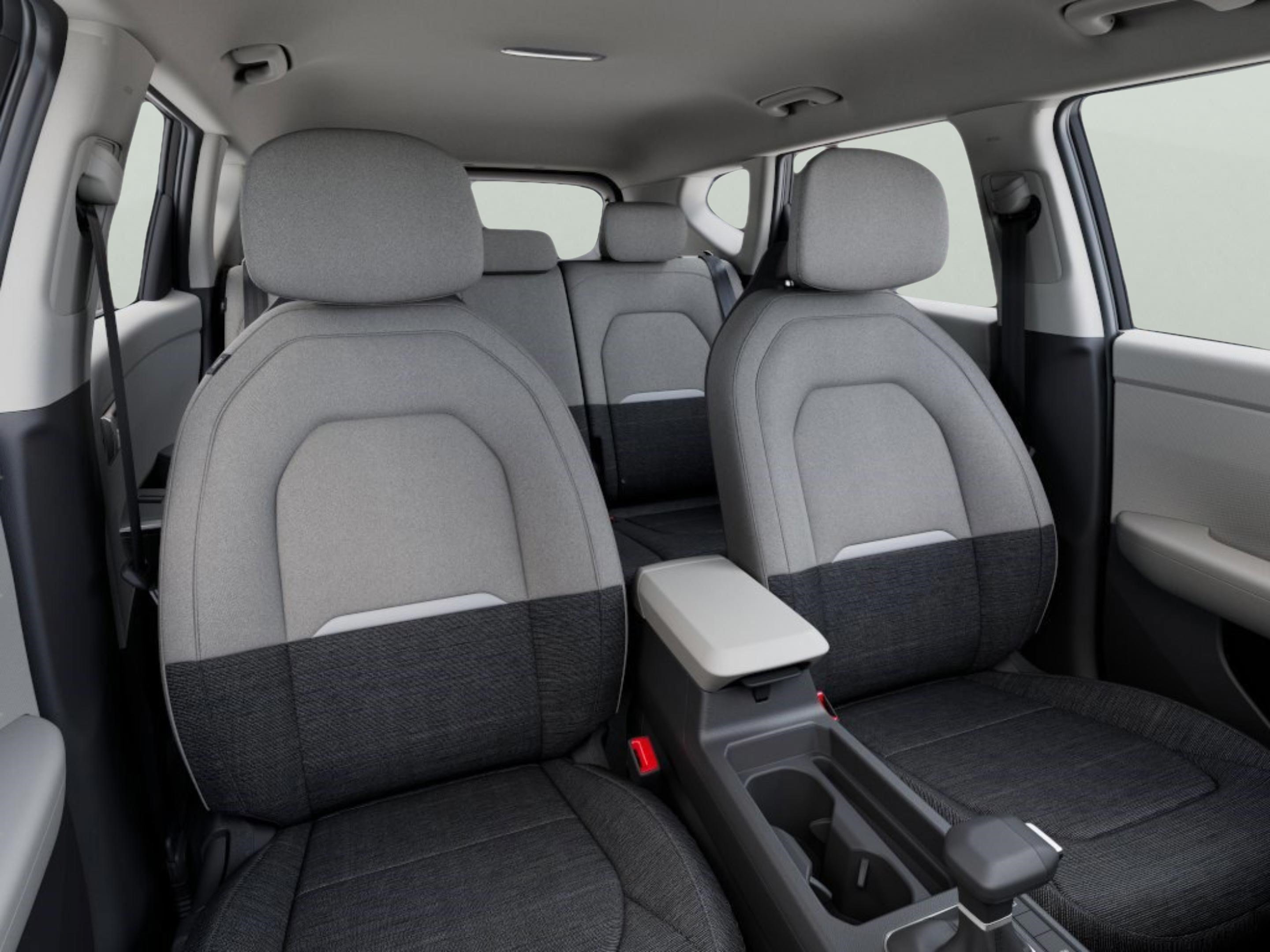 New 2027 Kia Seltos S FWD image 10