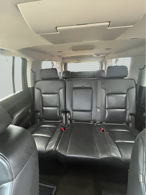 Used 2018 Chevrolet Suburban LT AWD/4WD image 17