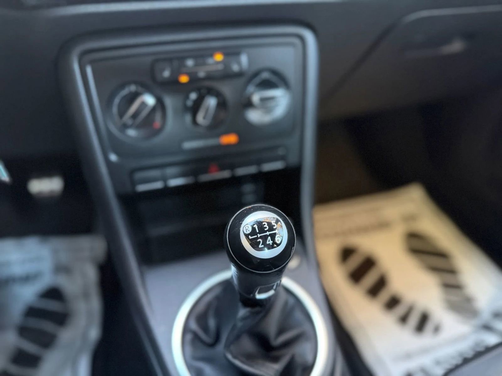 Used 2012 Volkswagen Beetle 2.0T image 23