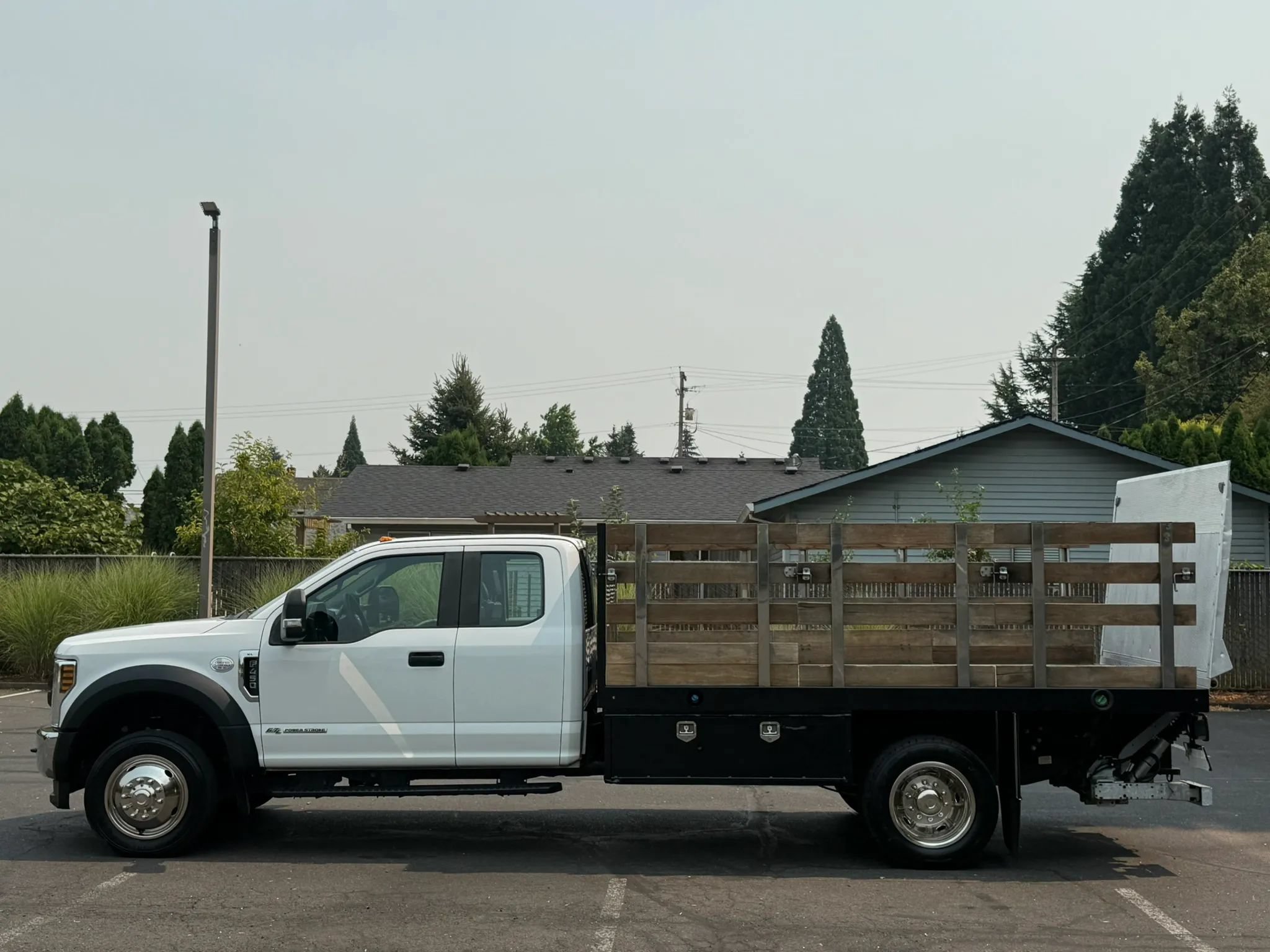 Used 2018 Ford F450 XL w/ Power Equipment Group AWD/4WD image 2
