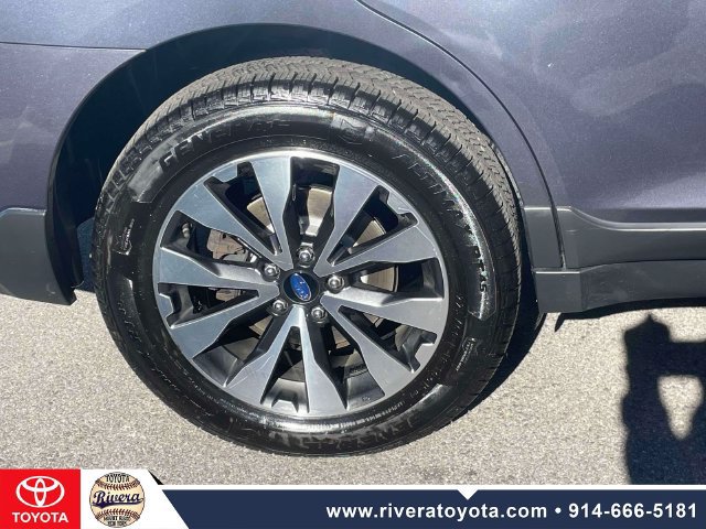 Used 2015 Subaru Outback 2.5i Limited AWD/4WD image 9