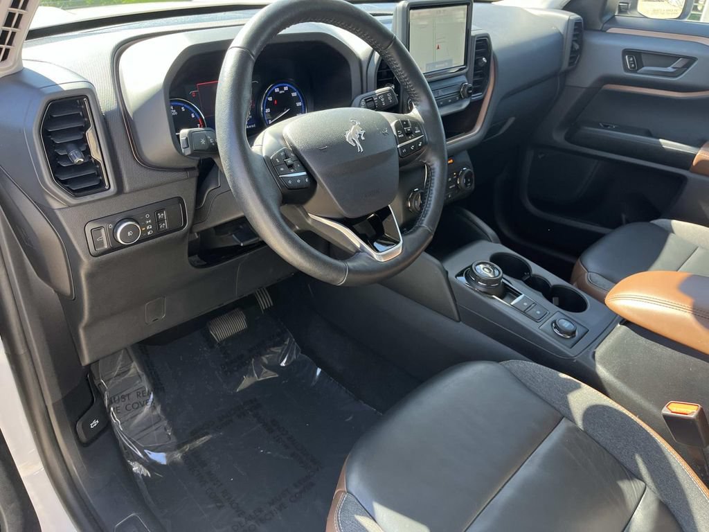 Used 2023 Ford Bronco Sport Outer Banks w/ Tech Package AWD/4WD image 11