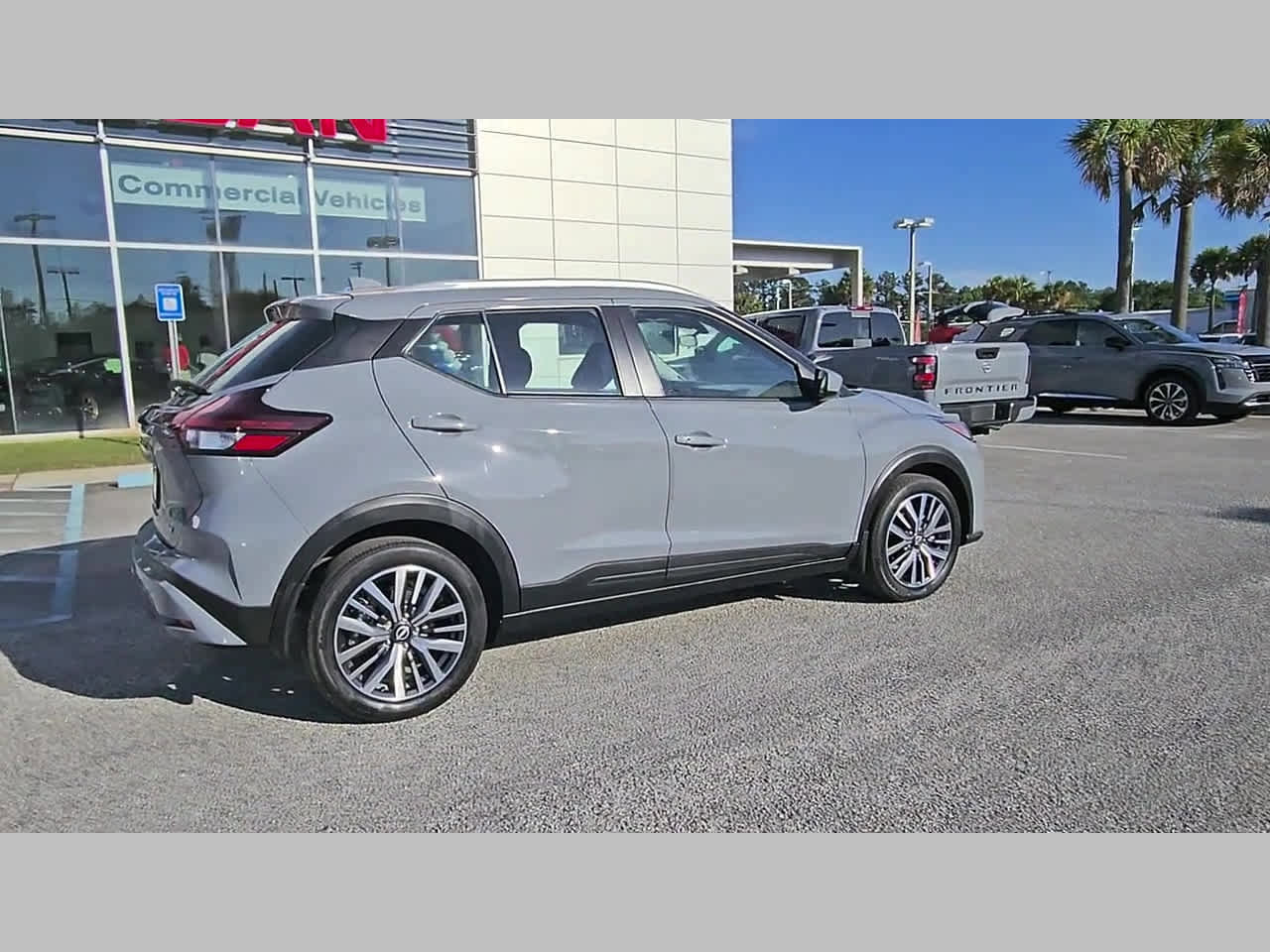 Used 2023 Nissan Kicks SV FWD image 33
