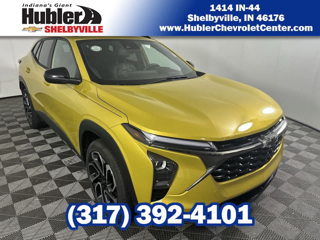 Used 2024 Chevrolet Trax RS w/ Sunroof Package FWD image 1