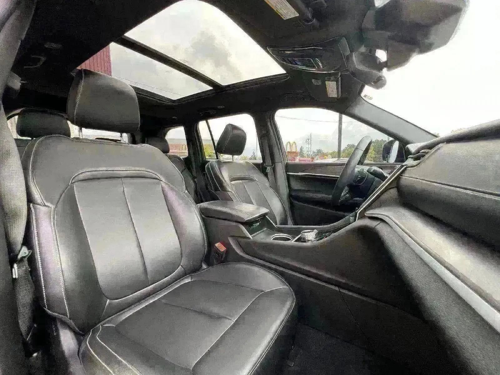 Used 2024 Jeep Grand Cherokee Limited 4xe image 29