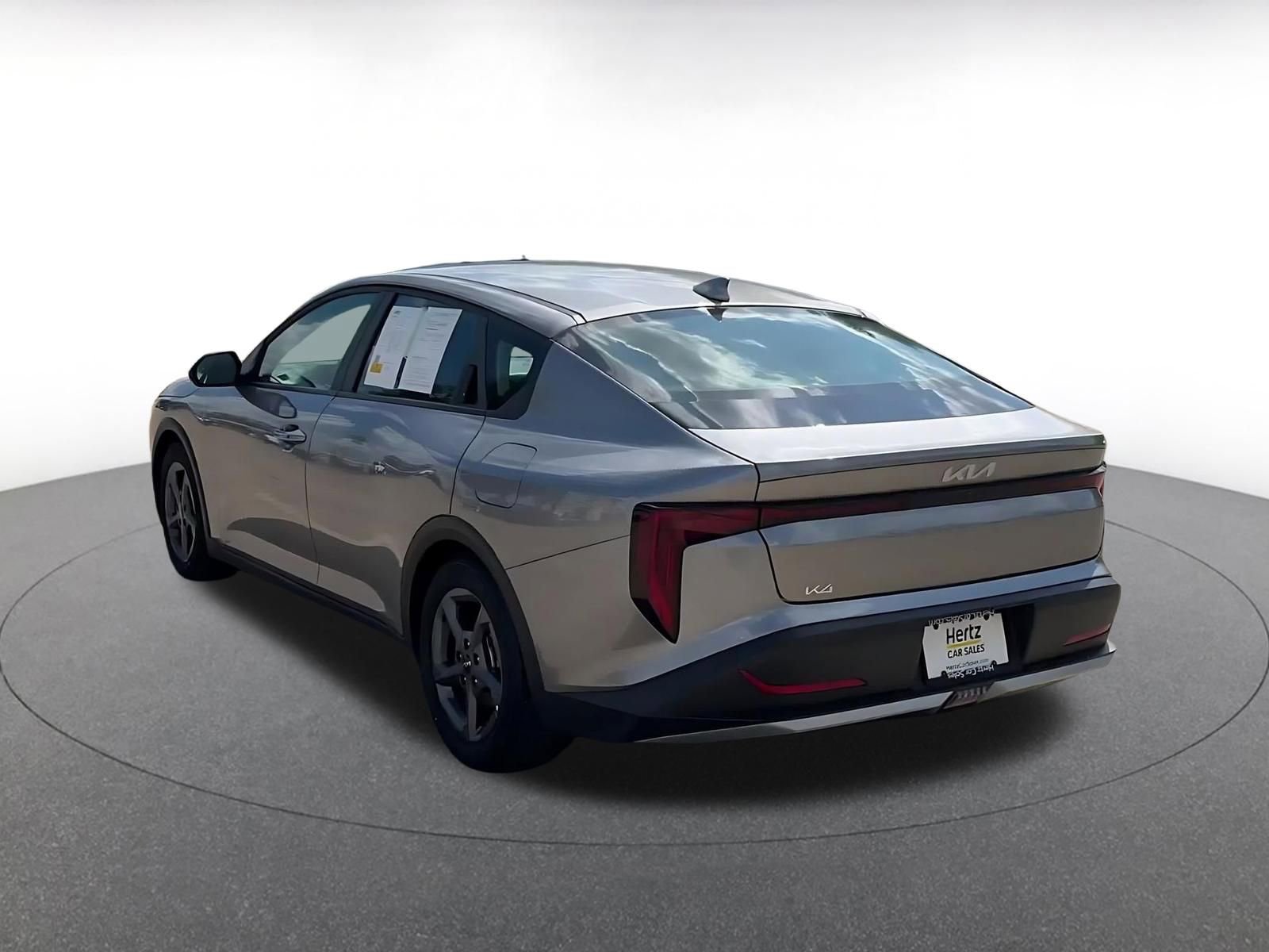 Used 2025 Kia K4 FWD image 11