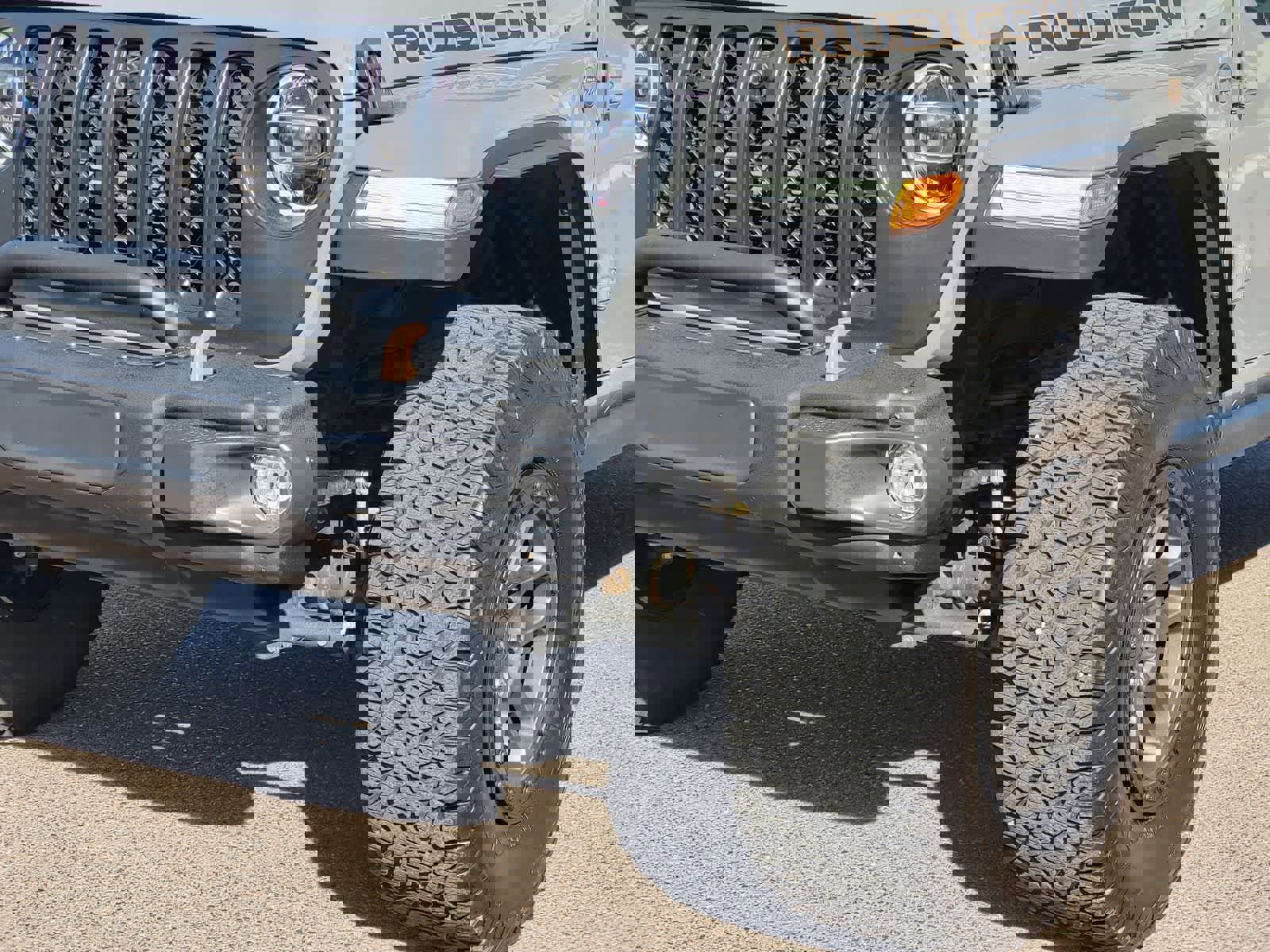 Used 2022 Jeep Wrangler Unlimited Rubicon w/ Xtreme Recon 35" Tire Package image 10