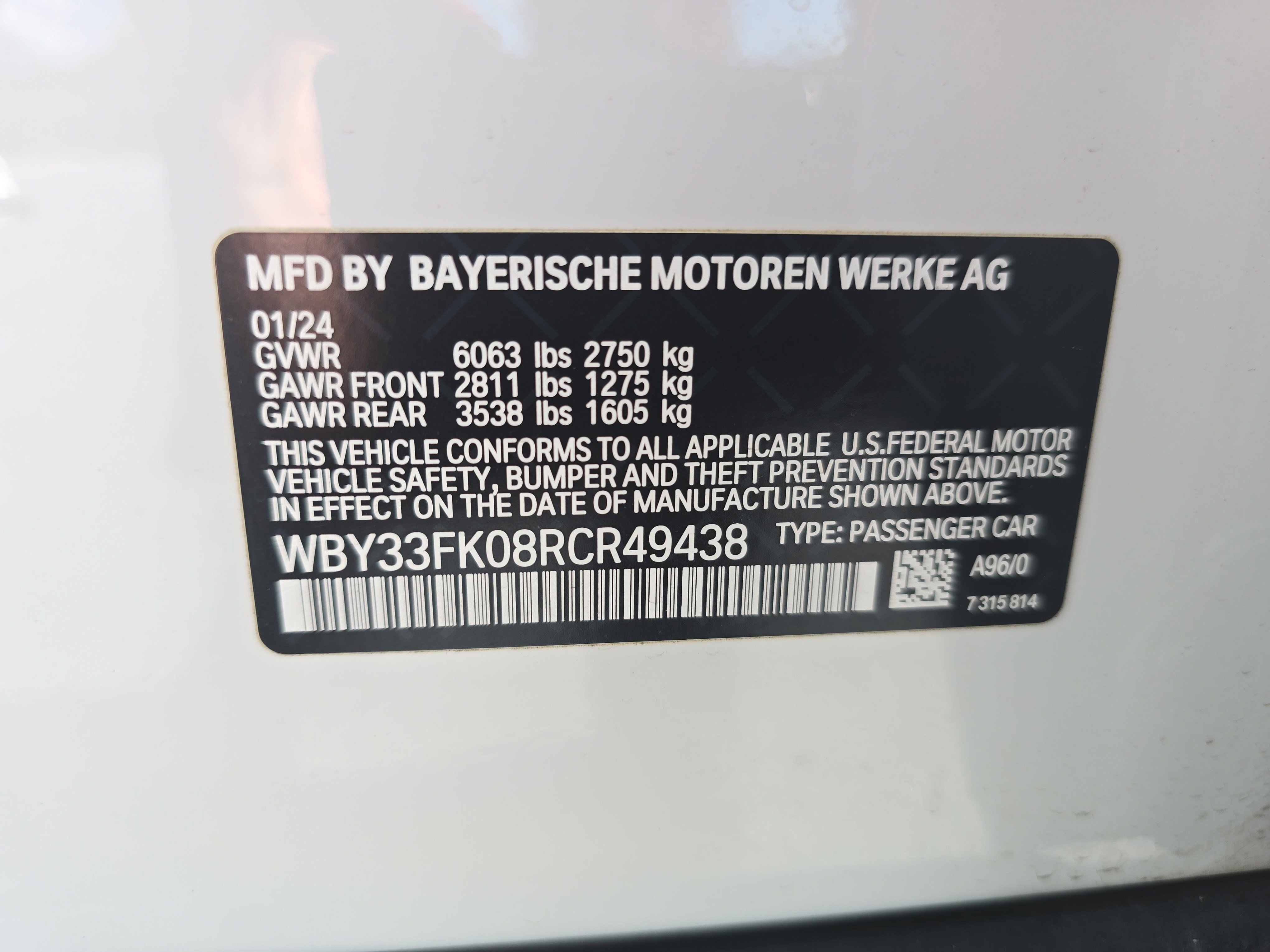 Used 2024 BMW i5 eDrive40i w/ Premium Package RWD image 34