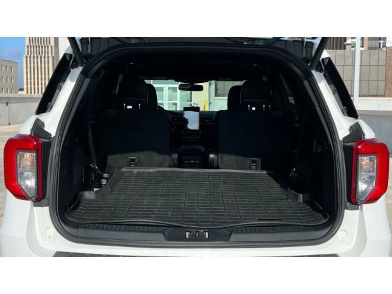Used 2020 Ford Explorer ST w/ Premium Technology Package image 25