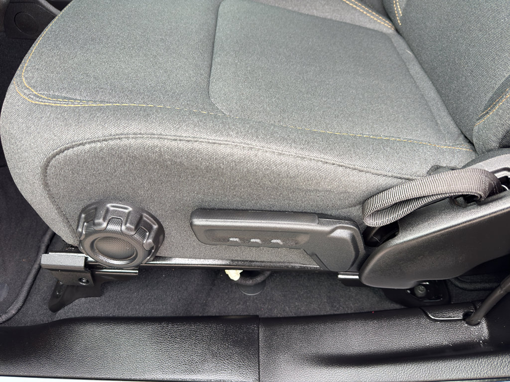 Used 2024 Jeep Wrangler Sport image 14