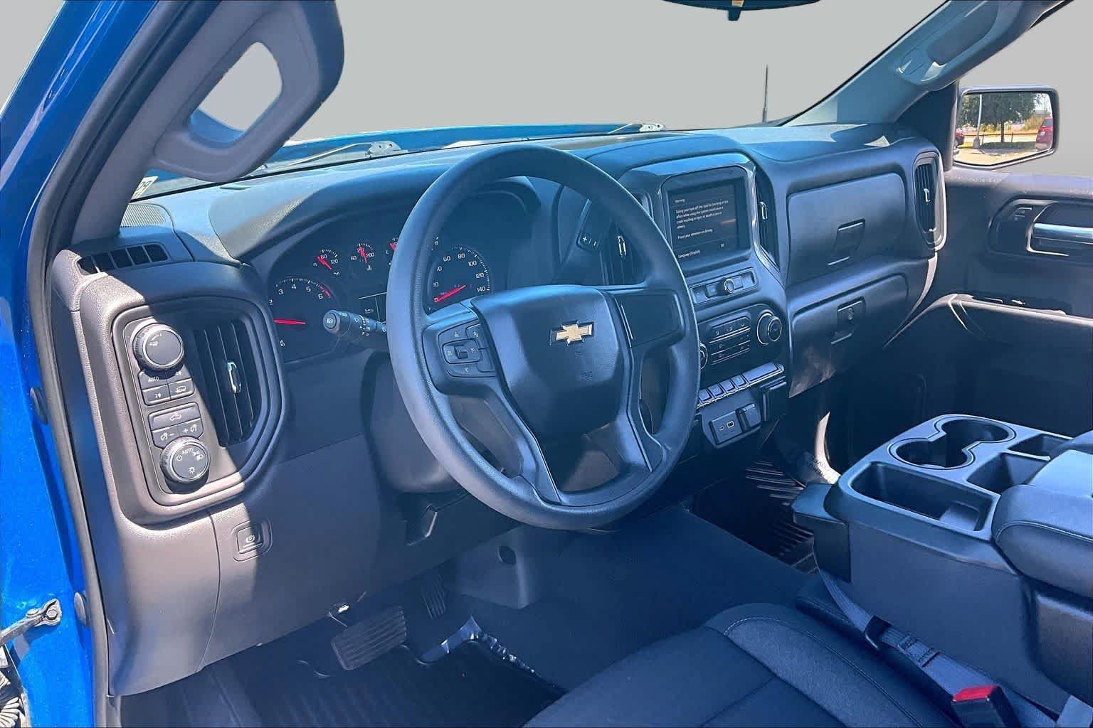 Used 2023 Chevrolet Silverado 1500 Custom AWD/4WD image 17