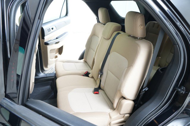 Used 2017 Ford Explorer XLT w/ Equipment Group 201A image 59