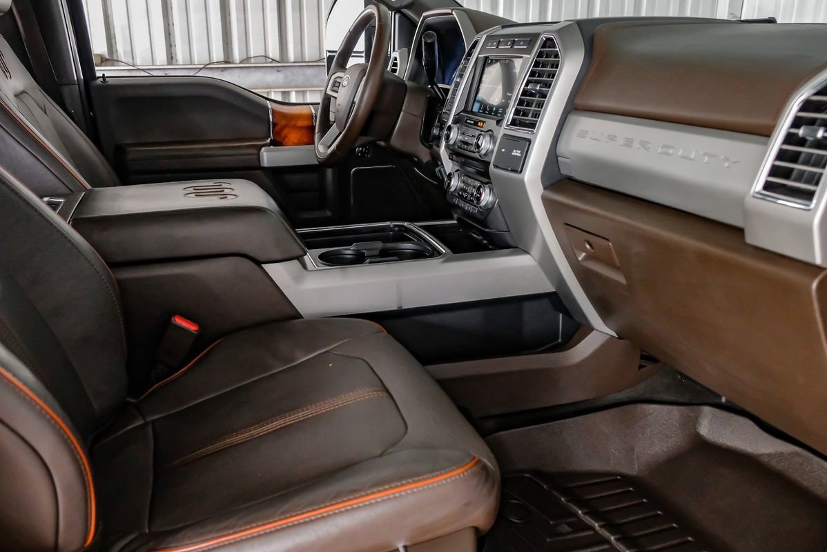 Used 2017 Ford F250 King Ranch w/ King Ranch Ultimate Package AWD/4WD image 12
