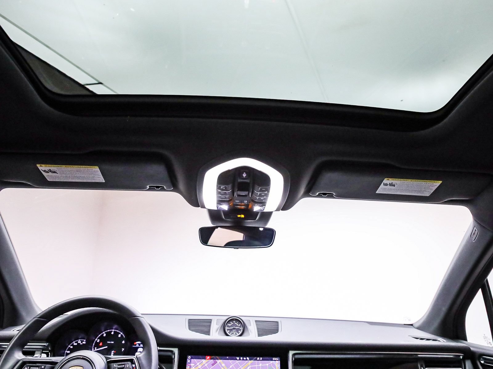 Certified 2026 Porsche Macan AWD/4WD image 20