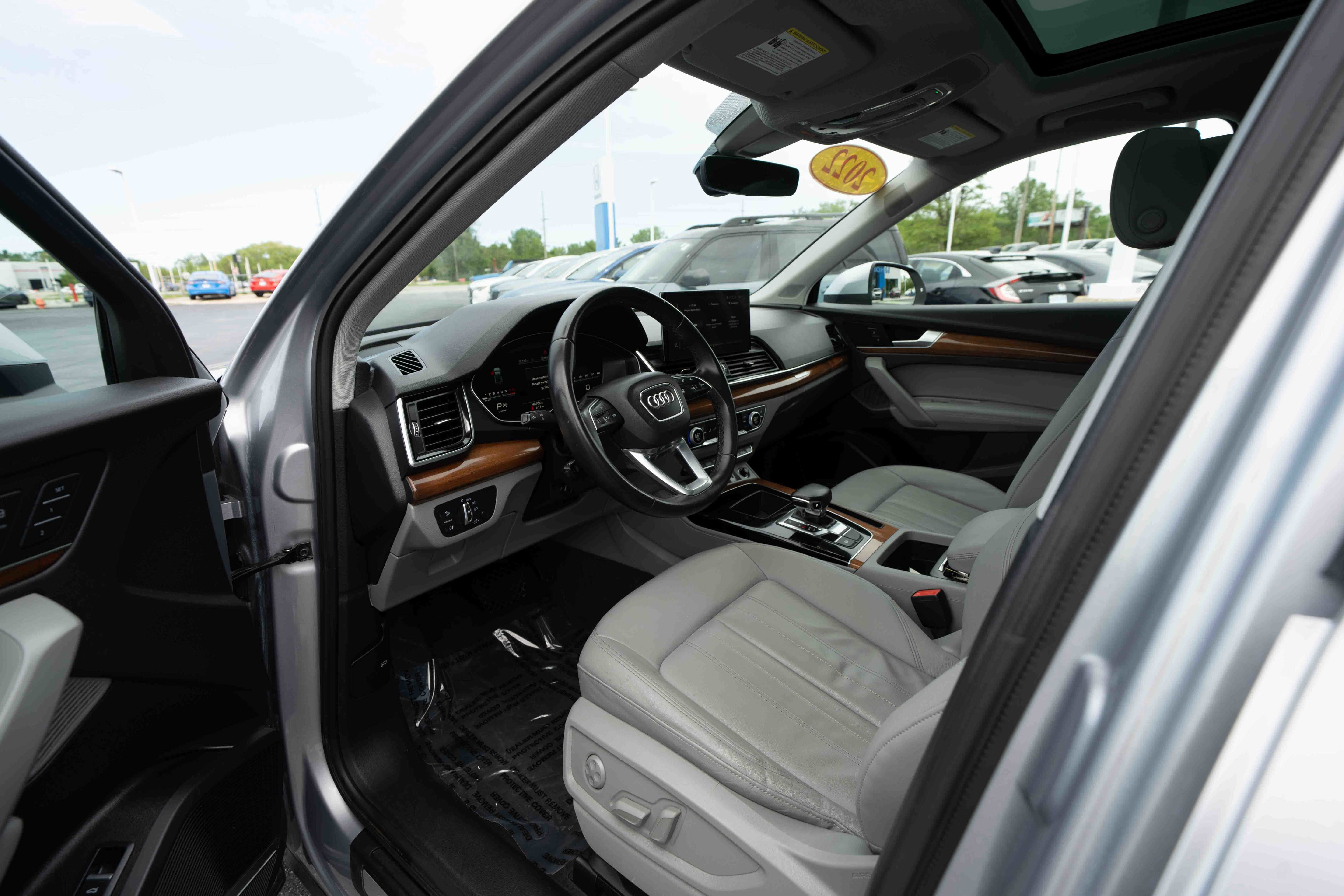 Used 2022 Audi Q5 2.0T Premium Plus AWD/4WD image 8