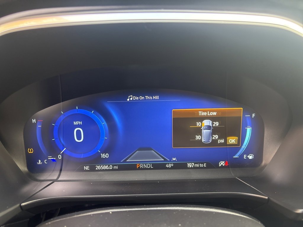 Used 2022 Ford Escape Titanium w/ Class II Trailer Tow Package image 14