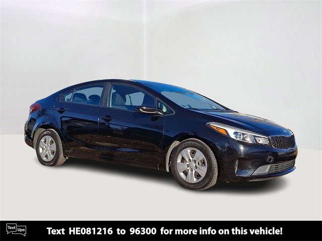 Used 2017 Kia Forte LX image 1