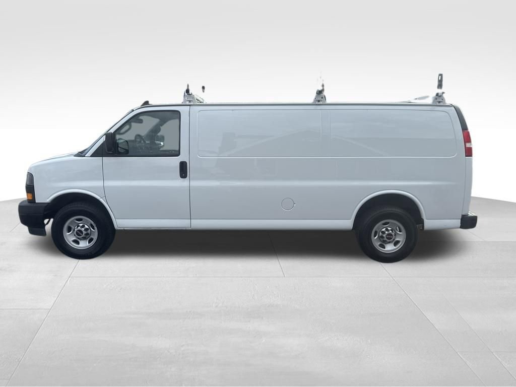 Used 2021 GMC Savana 2500 Extended w/ Driver Convenience Package image 13