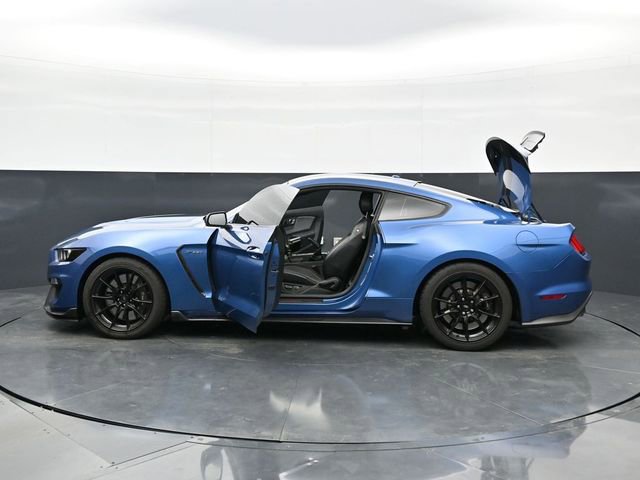 Used 2019 Ford Mustang Shelby GT350 w/ Technology Package RWD image 35