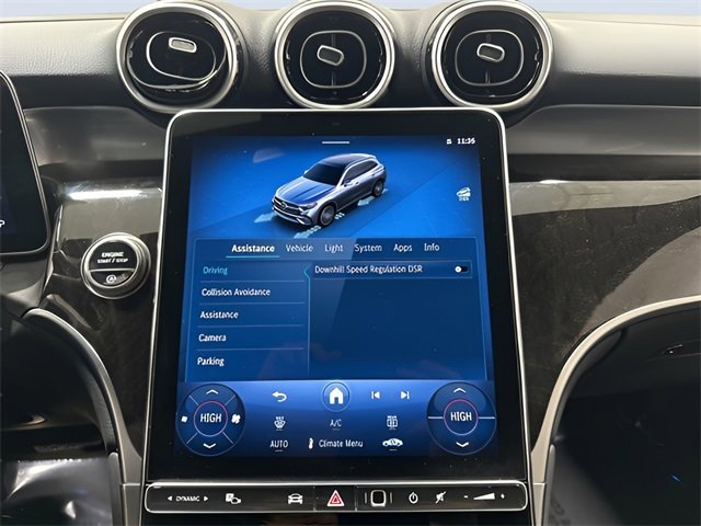 Used 2025 Mercedes-Benz GLC 300 4MATIC image 22