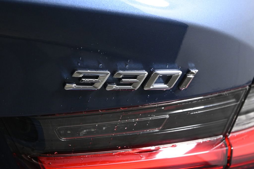 Used 2026 BMW 330i xDrive Sedan w/ Convenience Package image 39