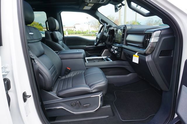 New 2026 Ford F250 Platinum AWD/4WD image 3