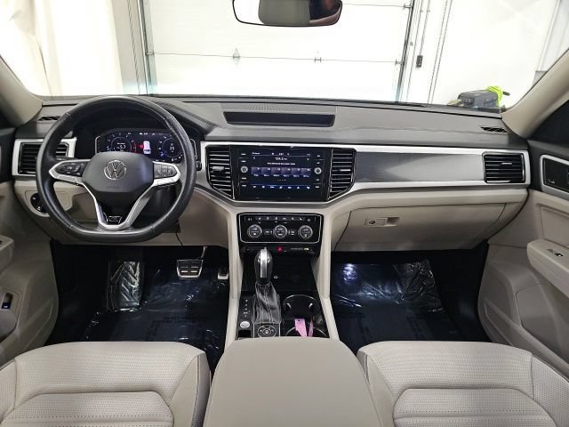 Used 2023 Volkswagen Atlas SEL Premium AWD/4WD image 33