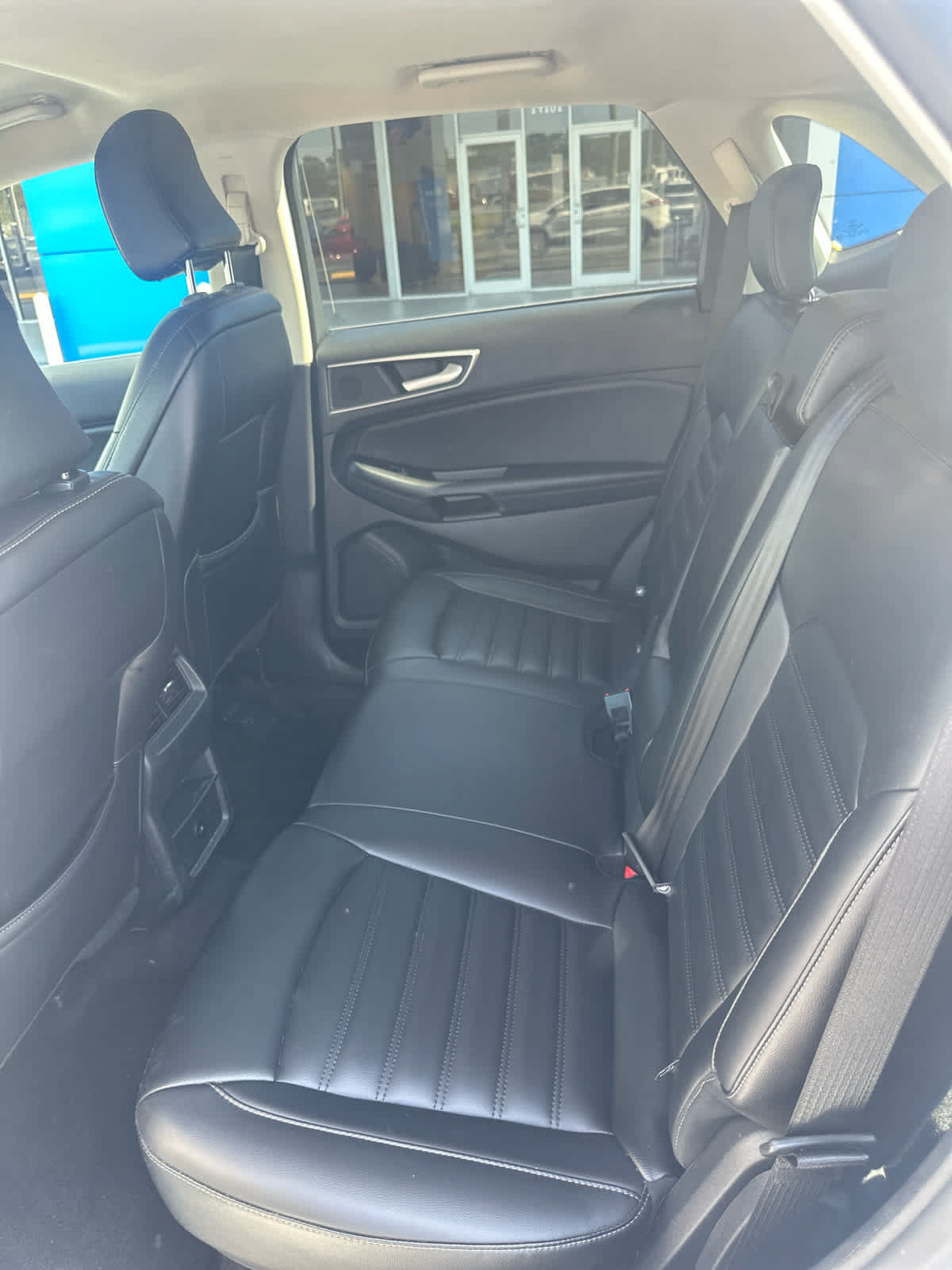 Used 2024 Ford Edge SEL AWD/4WD image 13