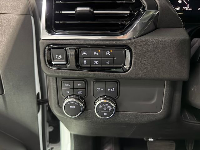 Certified 2025 GMC Yukon Denali image 26