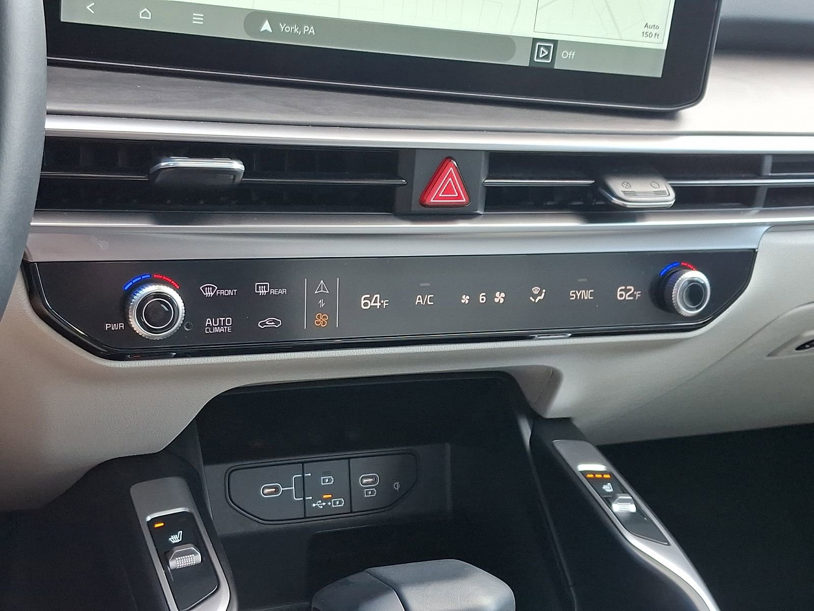 Used 2025 Kia Sorento X-Line EX AWD/4WD image 16