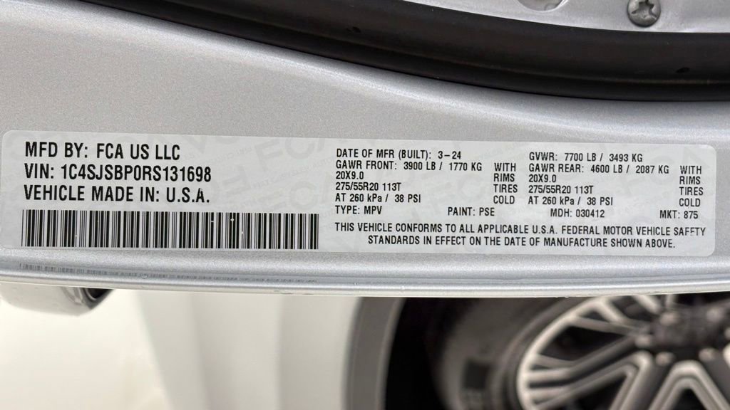 Used 2024 Jeep Wagoneer L Series II w/ Flexible Seating Group AWD/4WD image 55