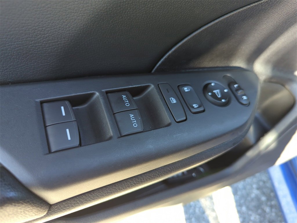 Used 2020 Honda Civic EX-L image 29