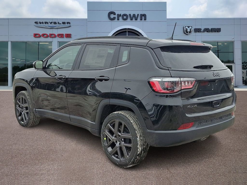 New 2026 Jeep Compass Latitude w/ Sun and Sound Group image 3