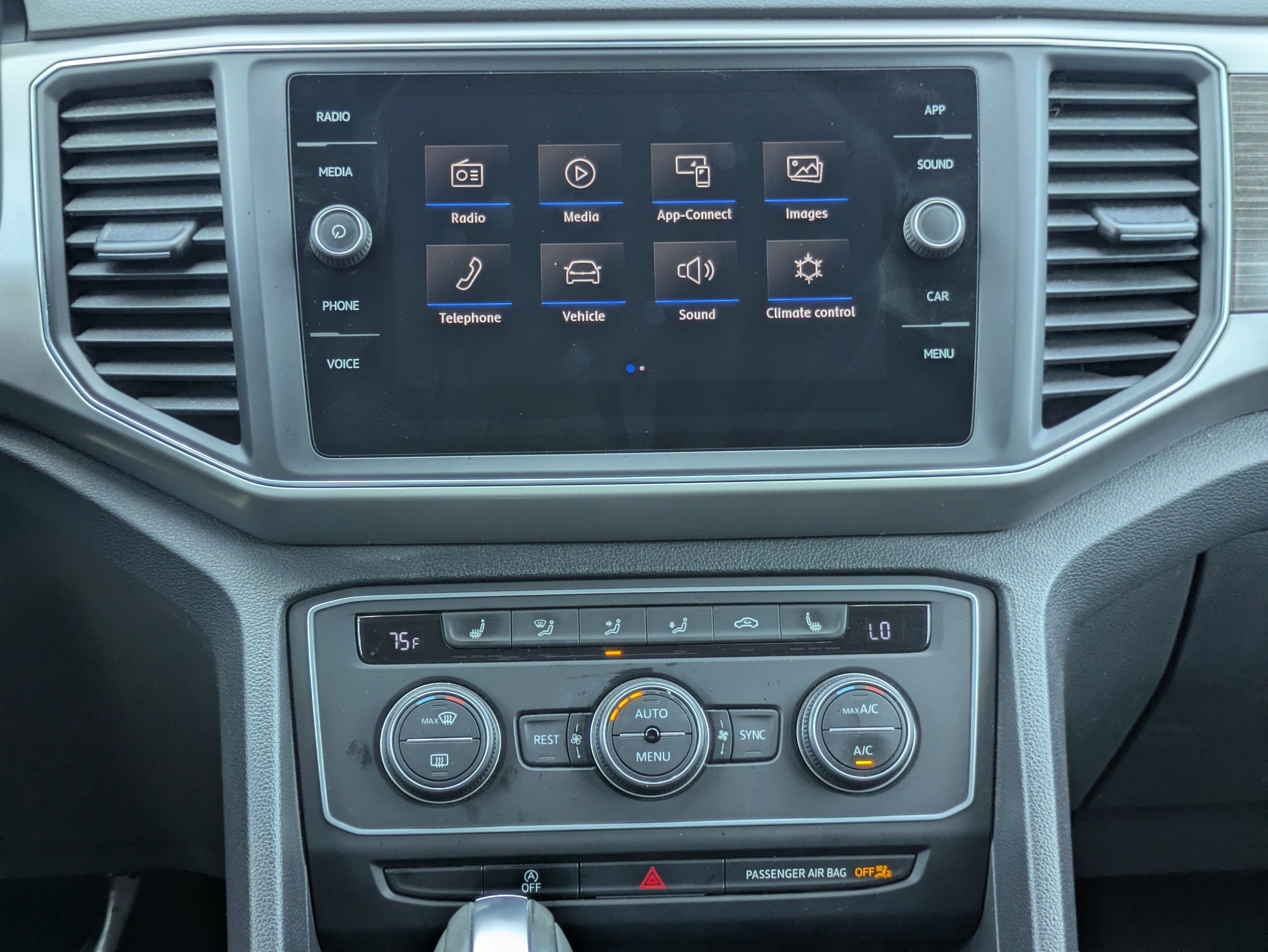 Used 2019 Volkswagen Atlas SE image 5