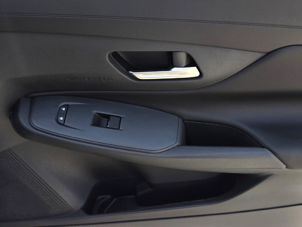 New 2027 Nissan Sentra SV w/ Floor Mat Package FWD image 7