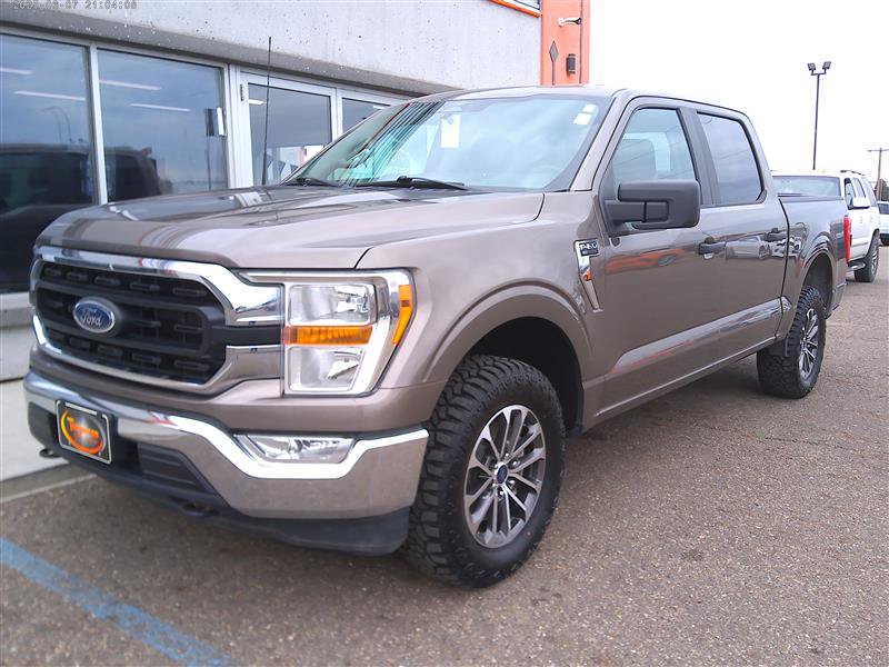 Used 2022 Ford F150 XLT AWD/4WD image 1
