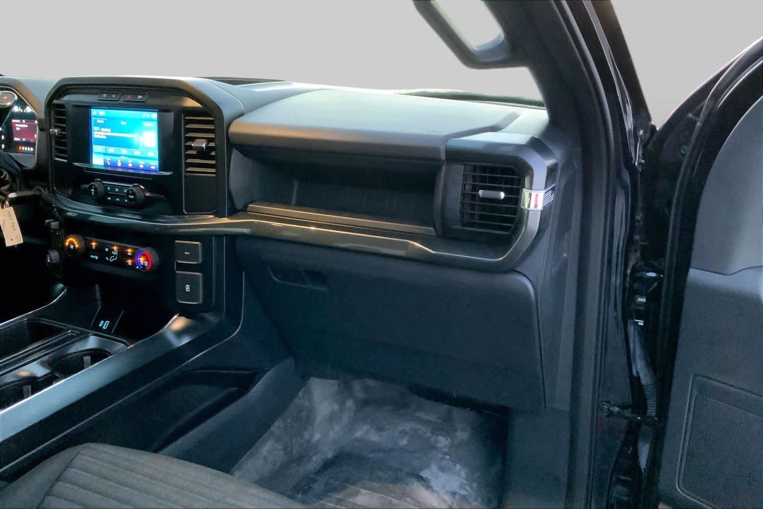 Used 2023 Ford F150 XL w/ STX Appearance Package RWD image 18