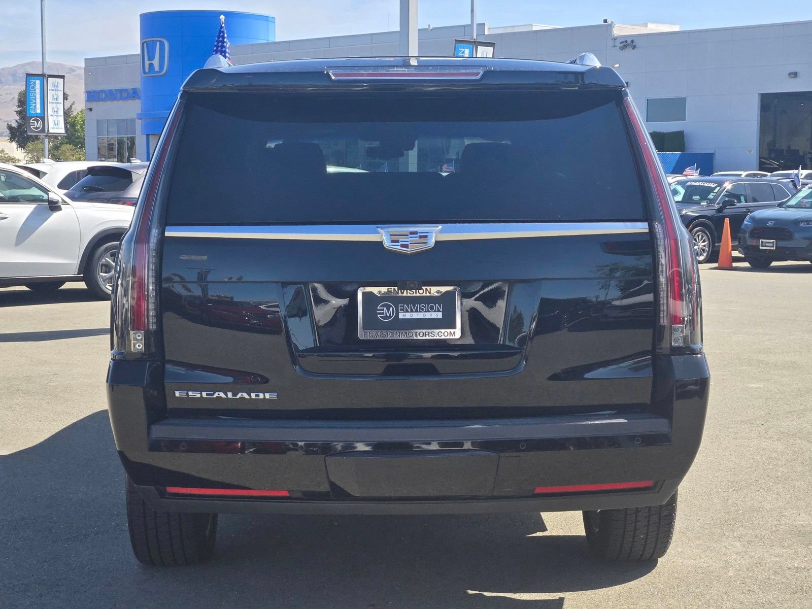 Used 2020 Cadillac Escalade ESV Platinum AWD/4WD image 6