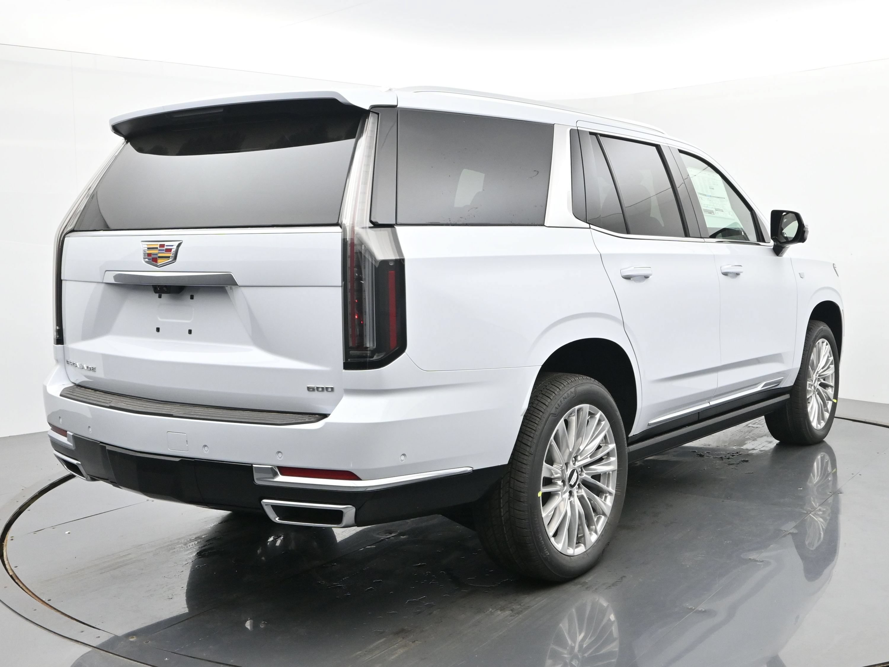 New 2026 Cadillac Escalade Luxury w/ Touring Package AWD/4WD image 5