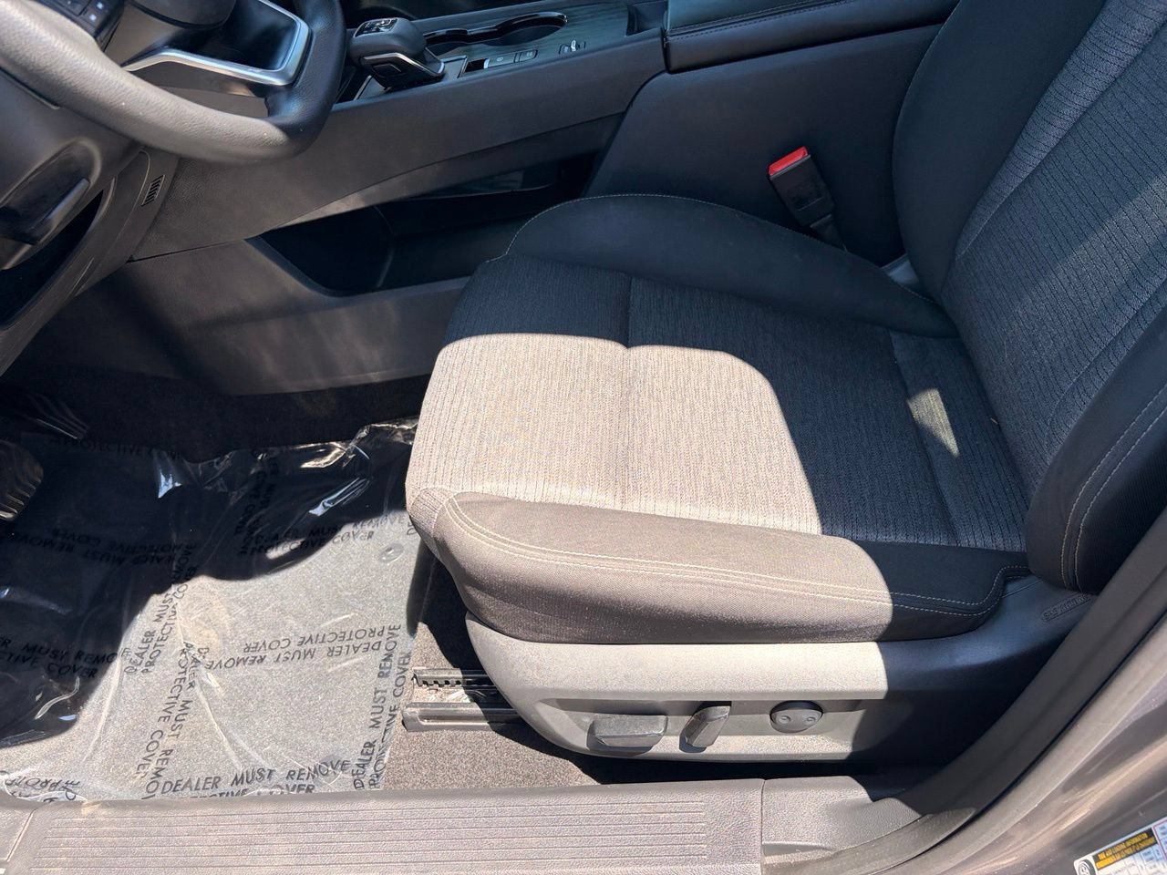 Used 2021 Nissan Rogue SV FWD image 18
