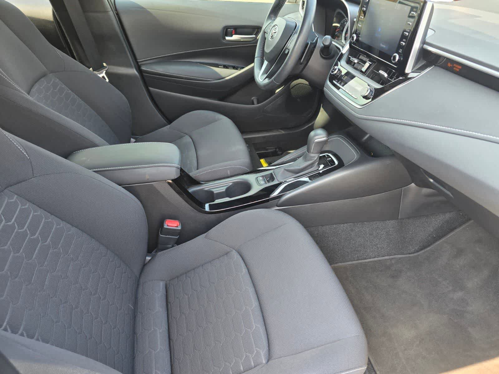 Used 2019 Toyota Corolla SE w/ Carpet Mat Package FWD image 11