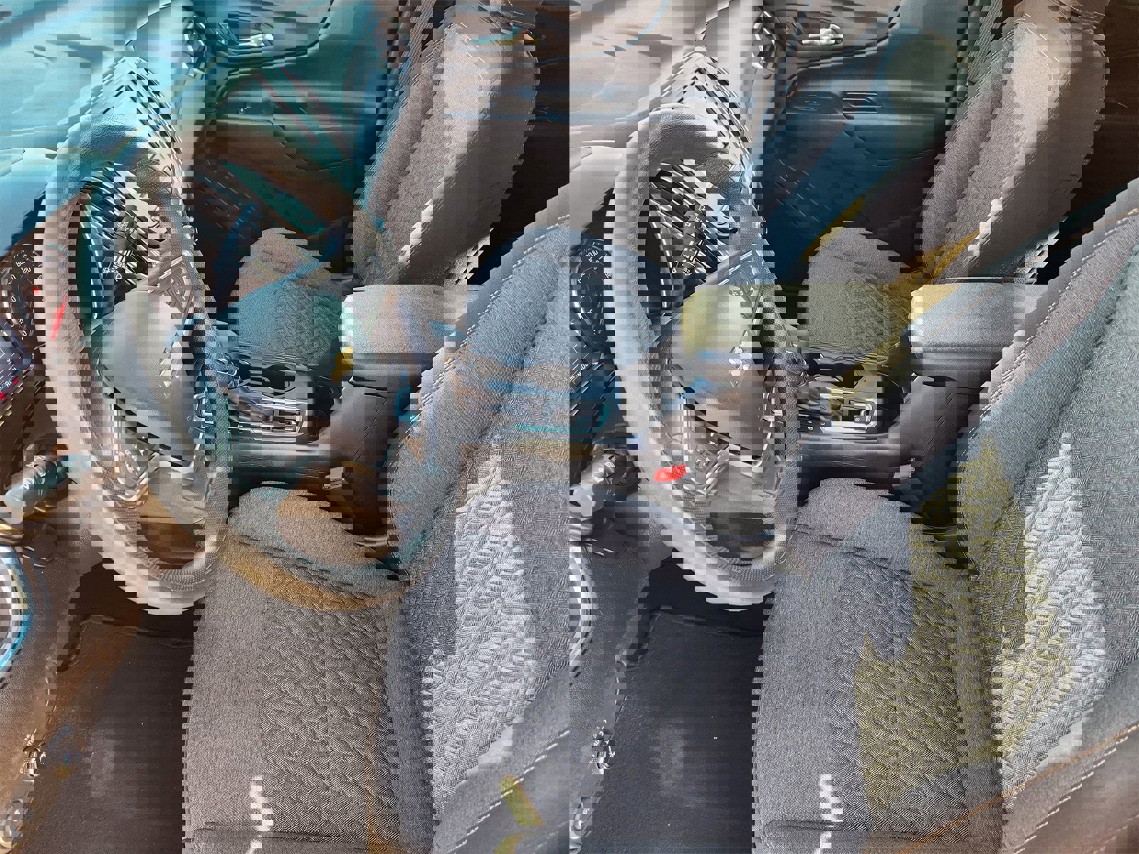 Used 2023 Chevrolet Equinox LT image 13