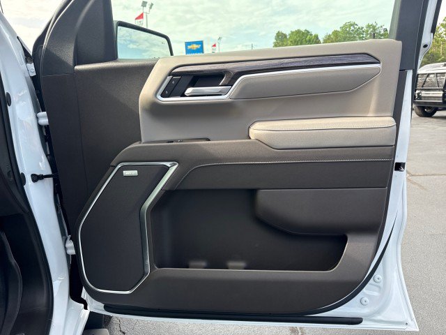 New 2026 Chevrolet Silverado 1500 LTZ w/ LTZ Premium Package AWD/4WD image 14