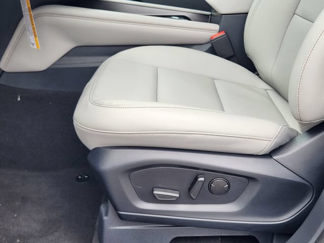 New 2026 Ford Explorer Active w/ Active Comfort Package RWD image 24