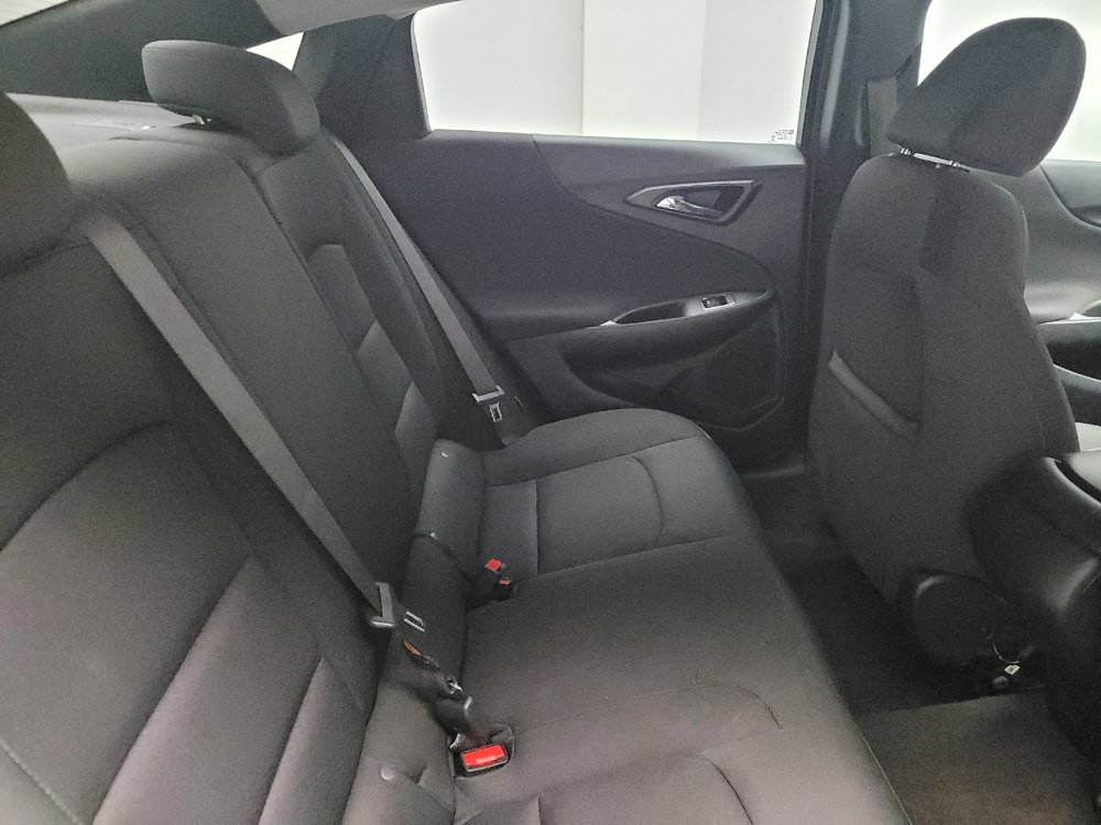 Used 2021 Chevrolet Malibu RS FWD image 19